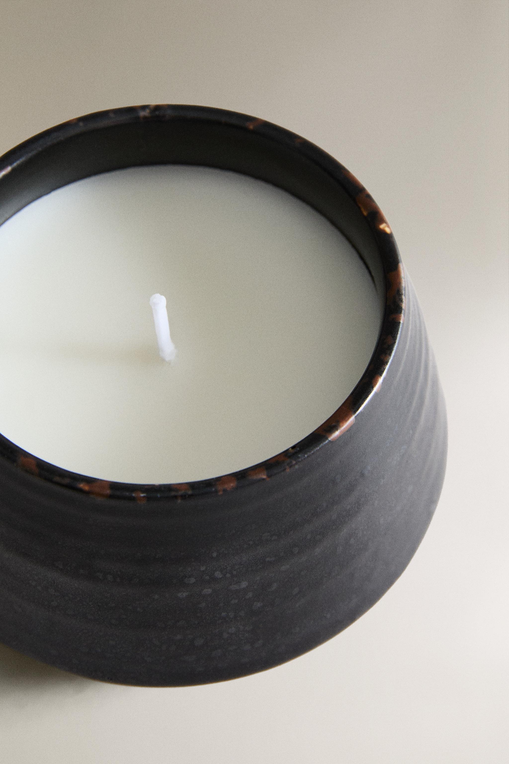 (170 G) BOUGIE PARFUMÉE VELVET CUIR