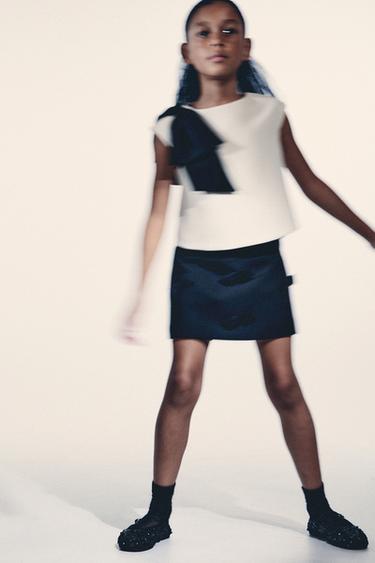 CONTRAST BOW TOP - Ecru / Black by Zara