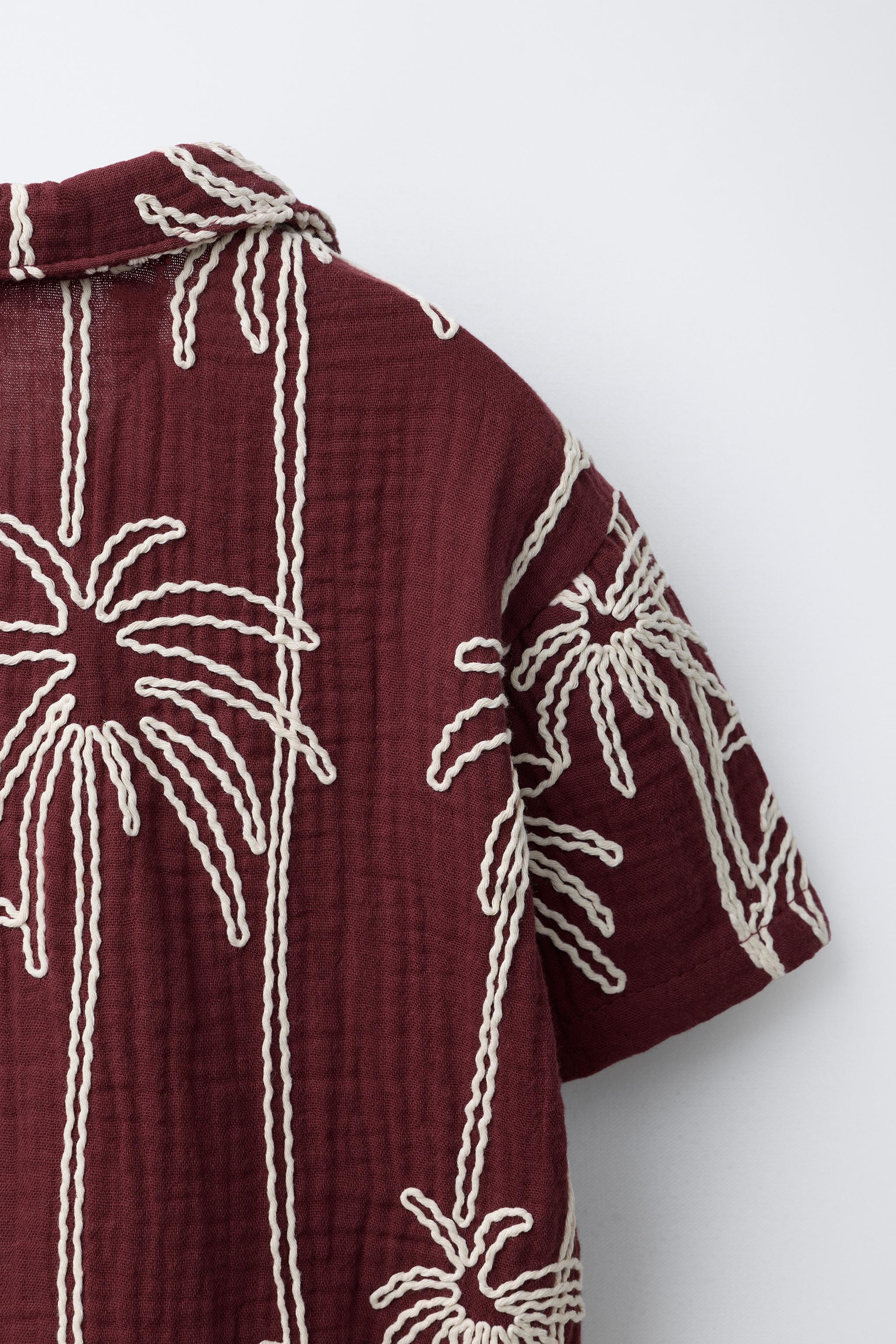 EMBROIDERED PALM TREE TEXTURED SHIRT