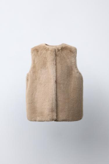 FAUX FUR GILET - Light brown by Zara