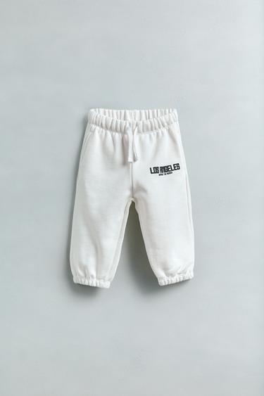 PANTALÓN JOGGER TEXTO RELIEVE - Hielo de Zara
