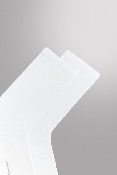 2-PACK OF TECHNICAL TRAINING SOCKS - White by Zara - Image 2