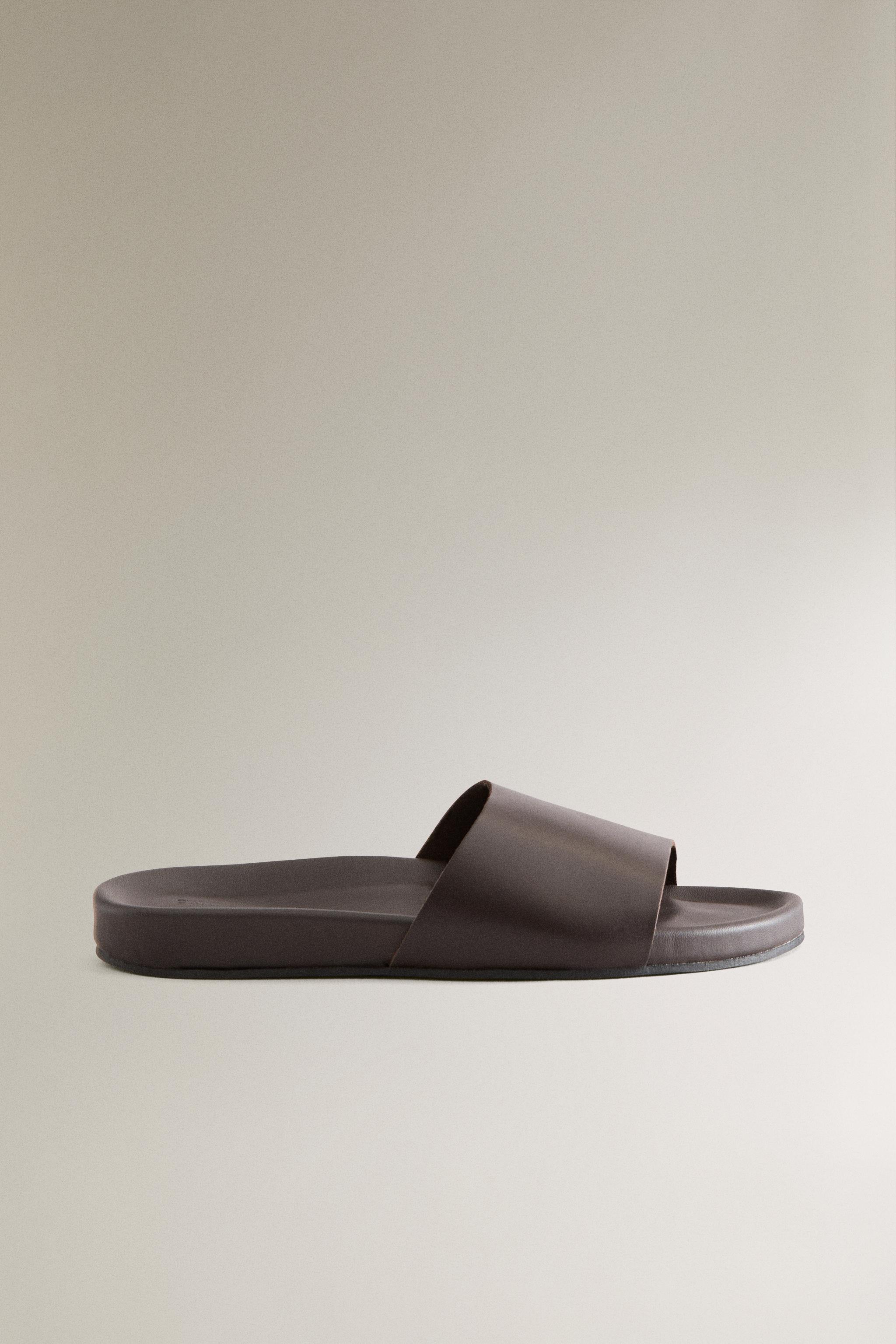 MULE EN CUIR