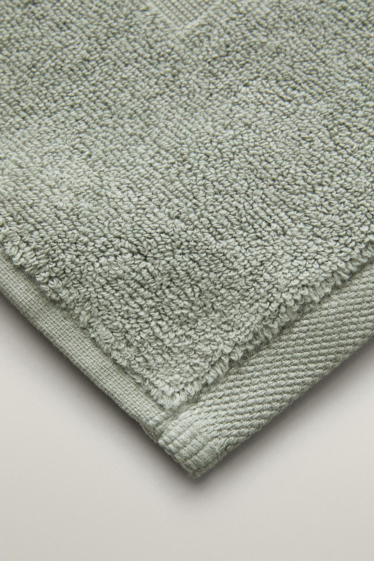 COTTON BATH MAT — Blue / Green