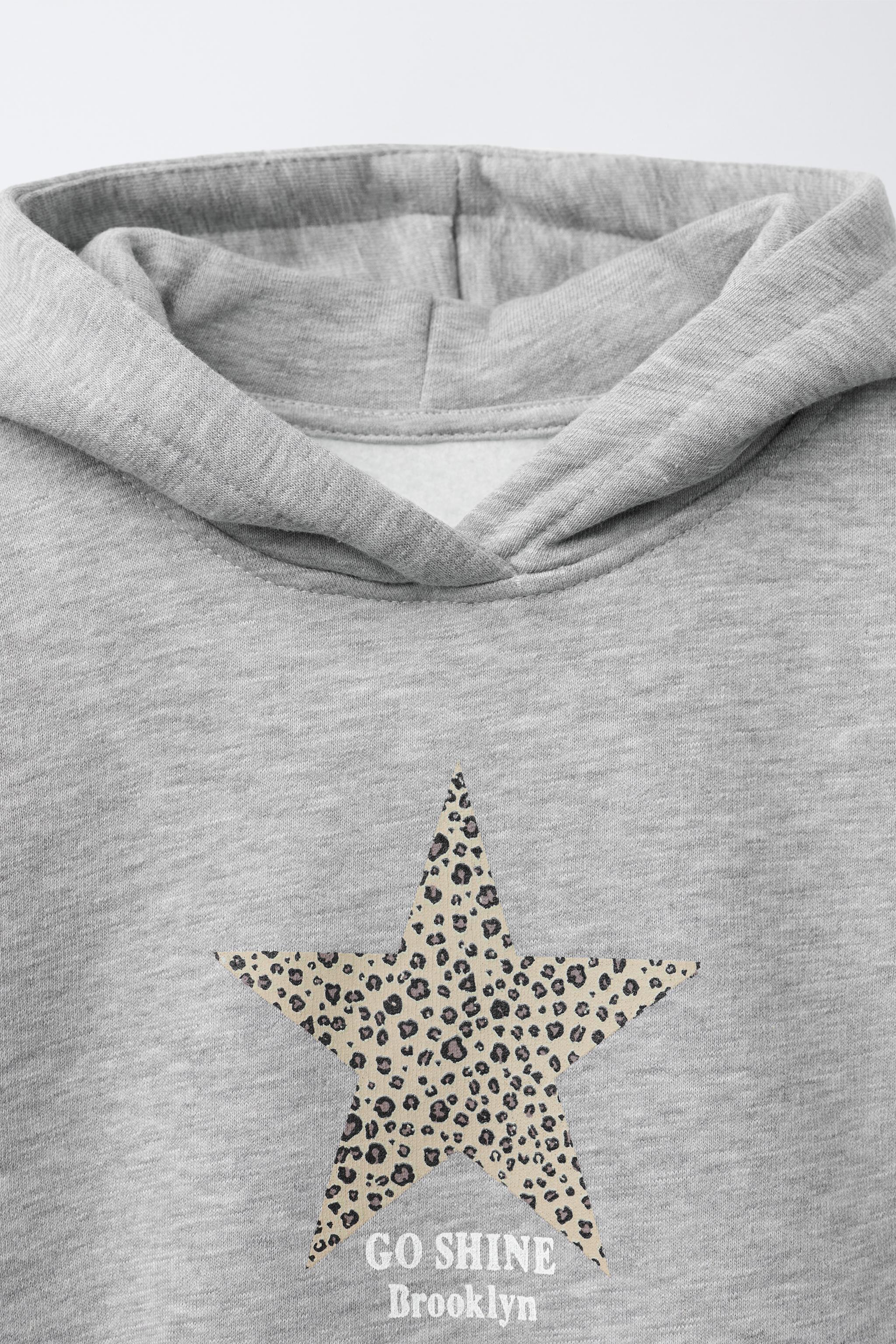 ANIMAL PRINT STAR HOODIE