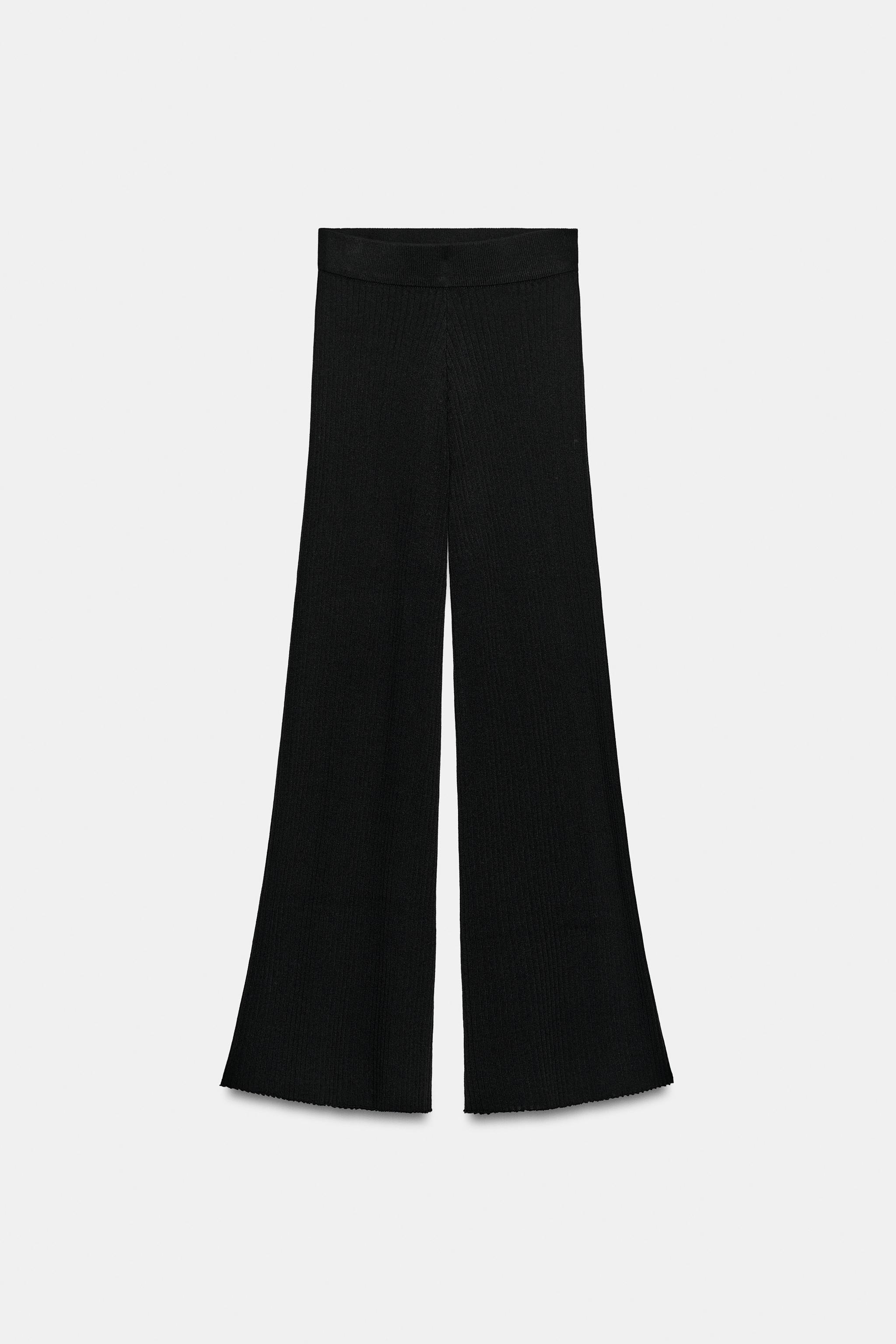 PANTALON LARGE EN MAILLE CÔTELÉE