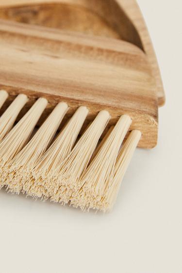 WOODEN DUSTPAN AND BRUSH - Light beige by Zara - Image 5