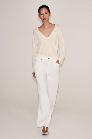 FINE KNIT V-NECK JUMPER - White by Zara