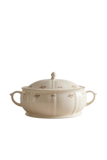 إناء شوربة بورسلان بأزهار - كريمي الخاص بـ Zara