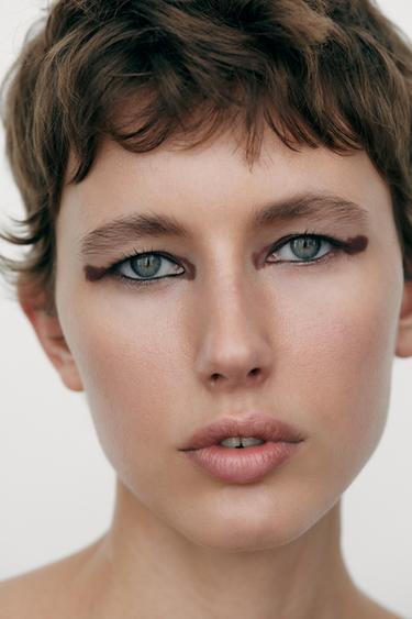 EYEDREAM EYESHADOW STICK - MAPLE SYRUP by Zara