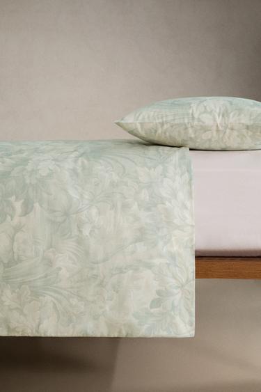 COUETTE IMPRIMÉ FLEURS ET BRANCHES - Vert clair de Zara - Image 2