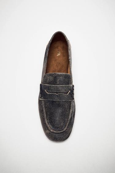 Zara DISTRESSED LEATHER LOAFERS - Brown