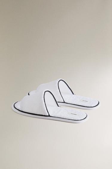 TERRY SLIDERS WITH PIPING - White by Zara