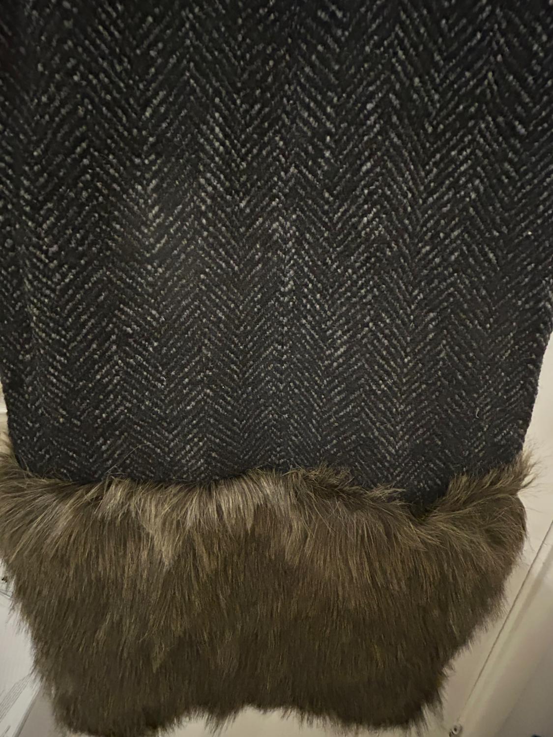 LIMITED EDITION MATCHING COAT - Image 9