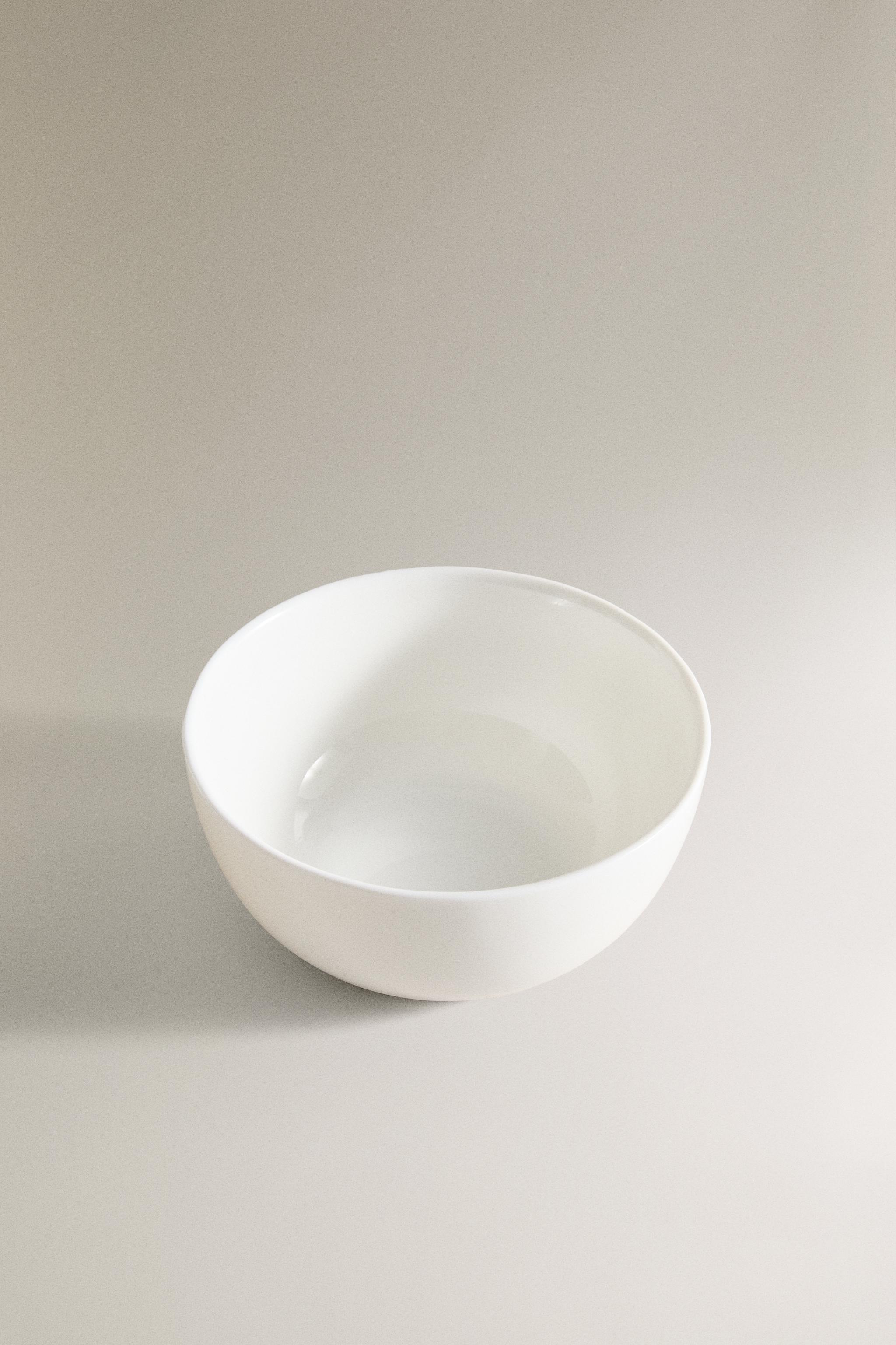 WHITE GLASS BOWL