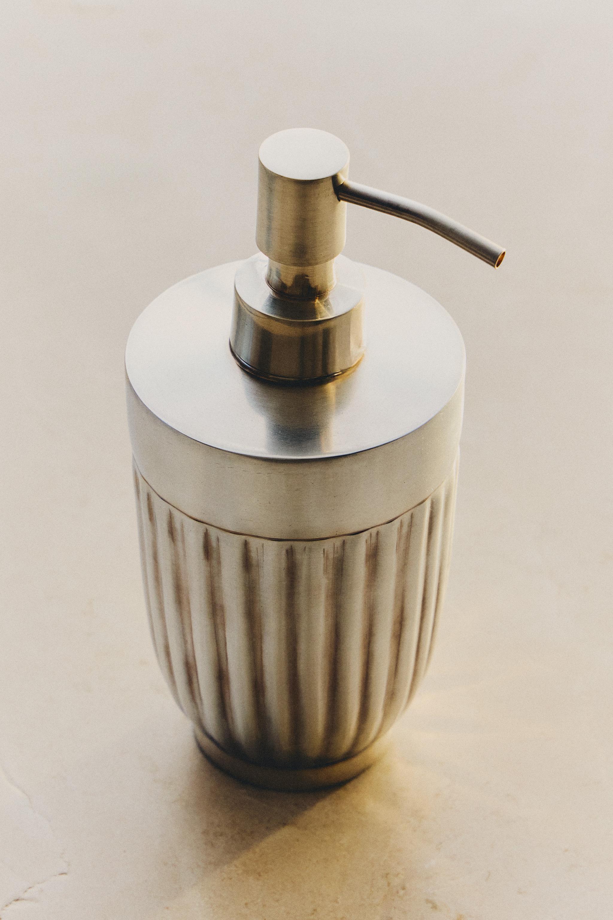 WAVY METAL SOAP DISPENSER