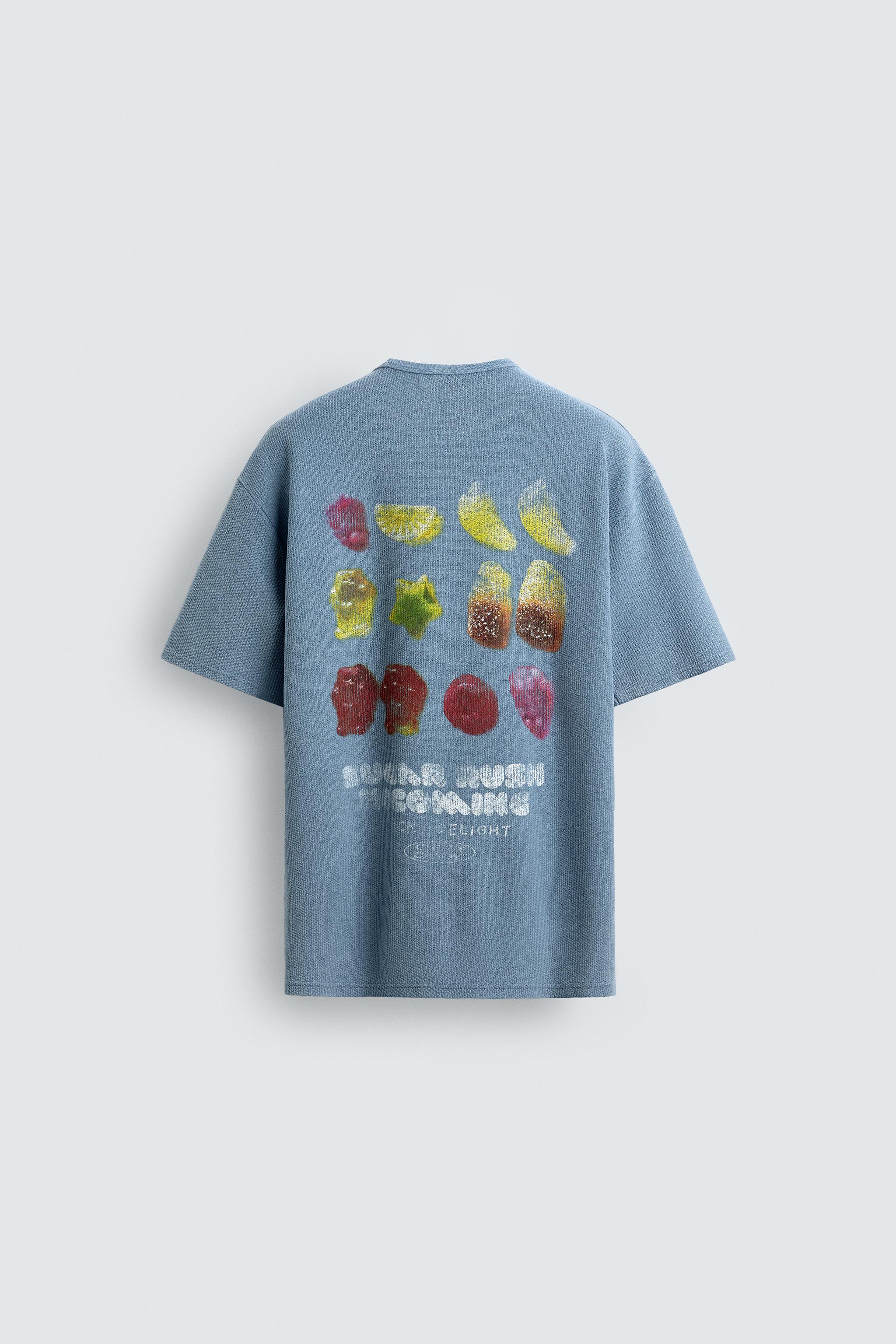 T-SHIRT EN MAILLE LAVÉE IMPRIMÉ BONBONS