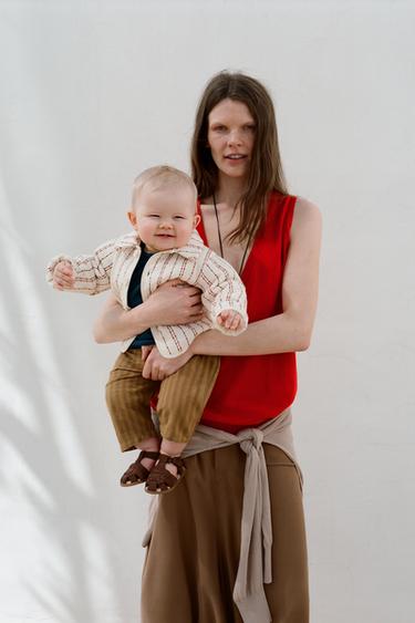 PANTALON BAGGY À RAYURES - Caramel de Zara