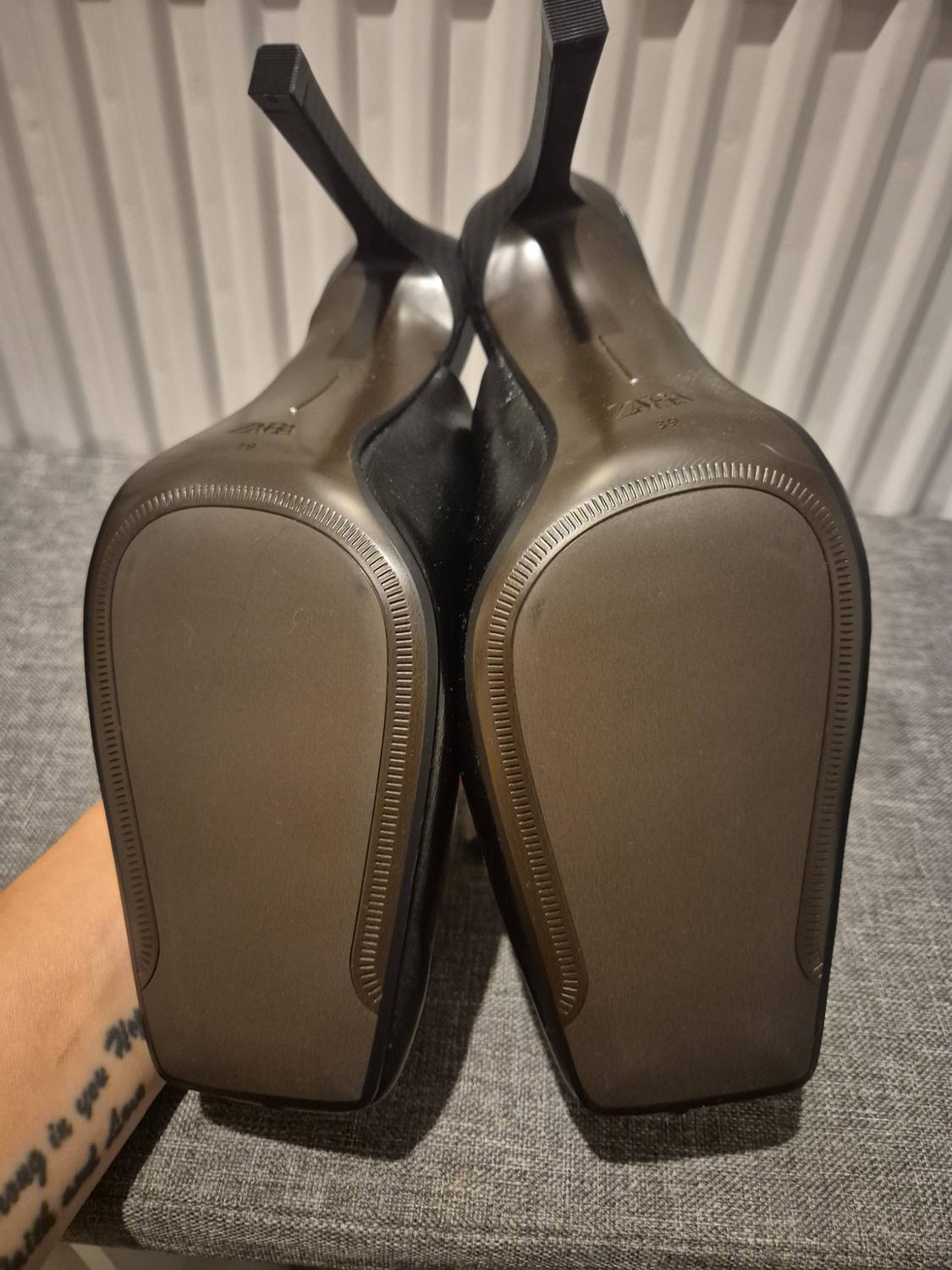LEATHER MULE HEELED SHOES - Image 5
