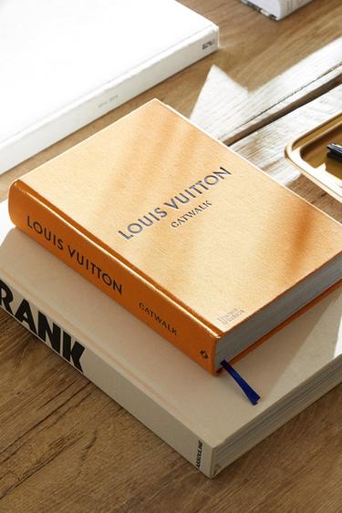 LIVRE LOUIS VUITTON CATWALK - Orange de Zara - Image 5