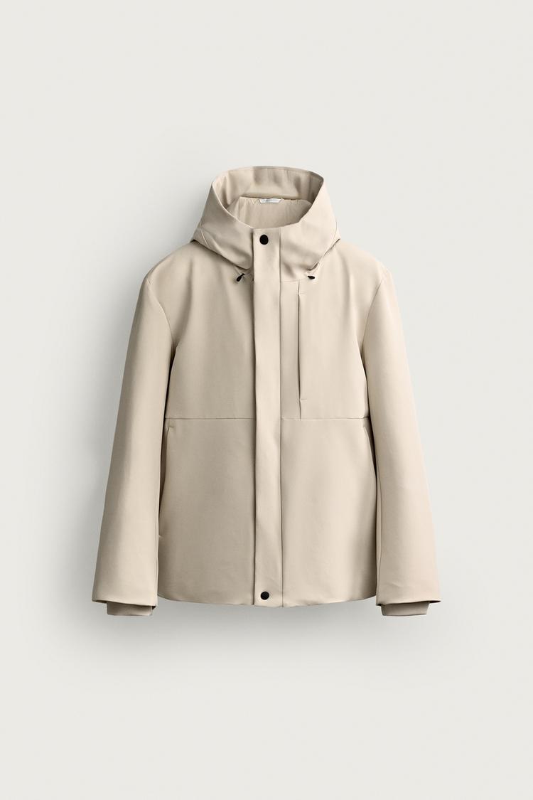 Cazadora tecnica capucha water repellent