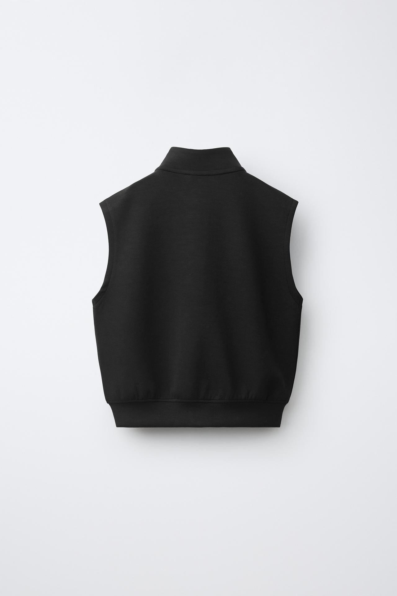 INTERLOCK VEST WITH LABEL — Black