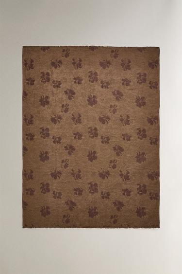 FLORAL JACQUARD THROW - Brown by Zara