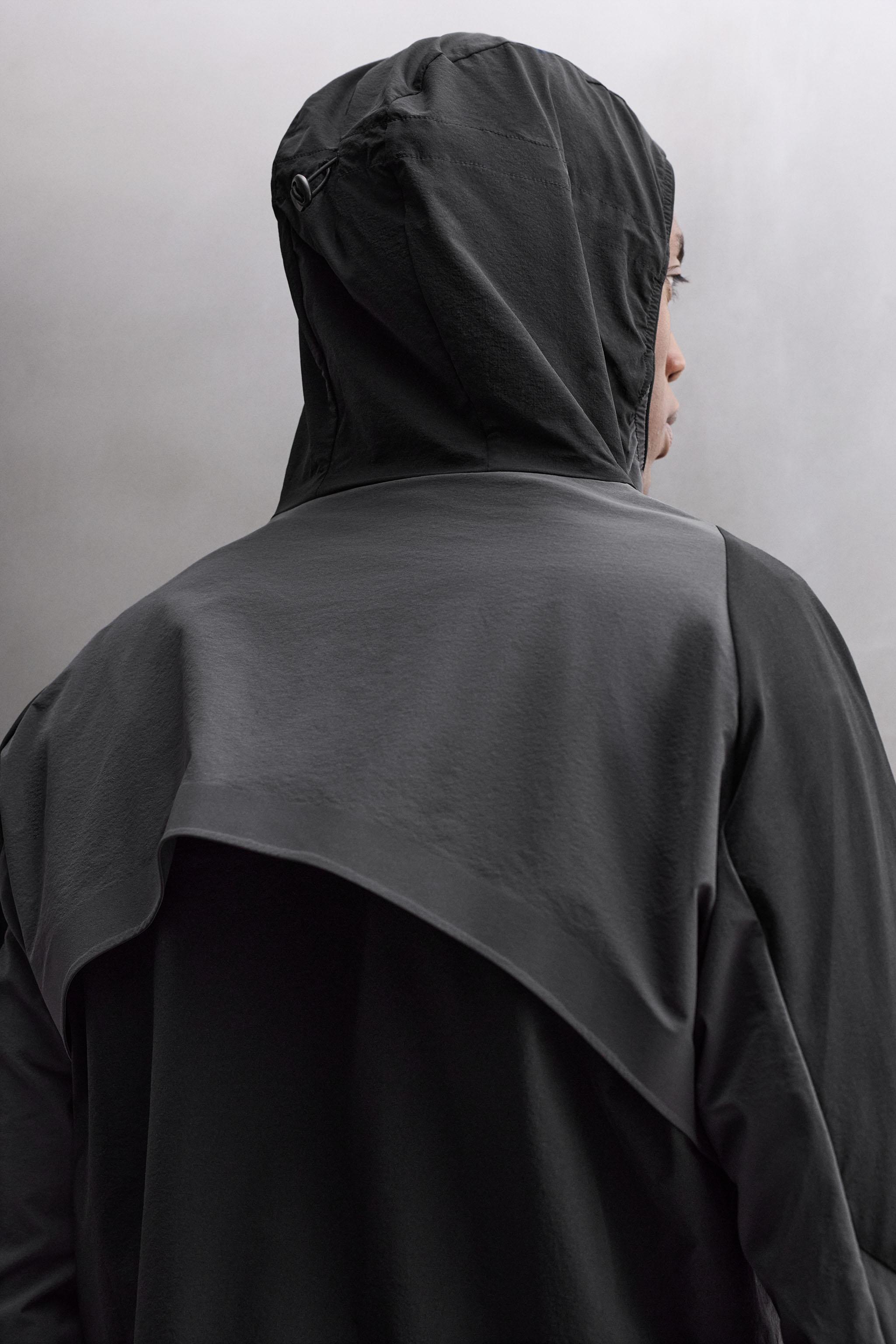 新品未使用 ZARA コンフォートテクニカルジャケット Sサイズ ブラック 新品未使用 ZARA コンフォートテクニカルジャケット Sサイズ ブラック