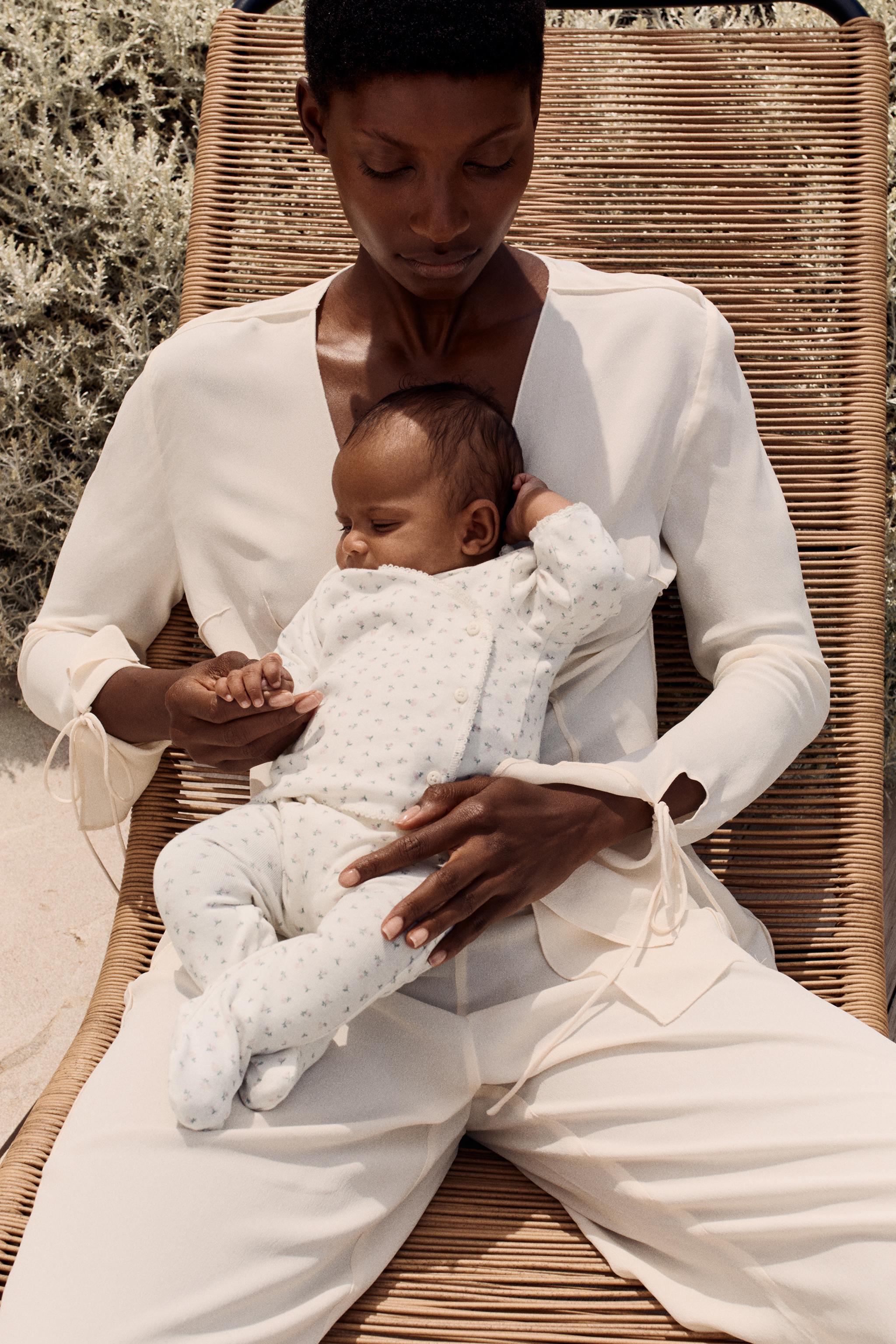 香水ボトルとブラックレギンスセット アウトレット XEXYMIX ゼクシィミックス レギンス BLACK LABEL