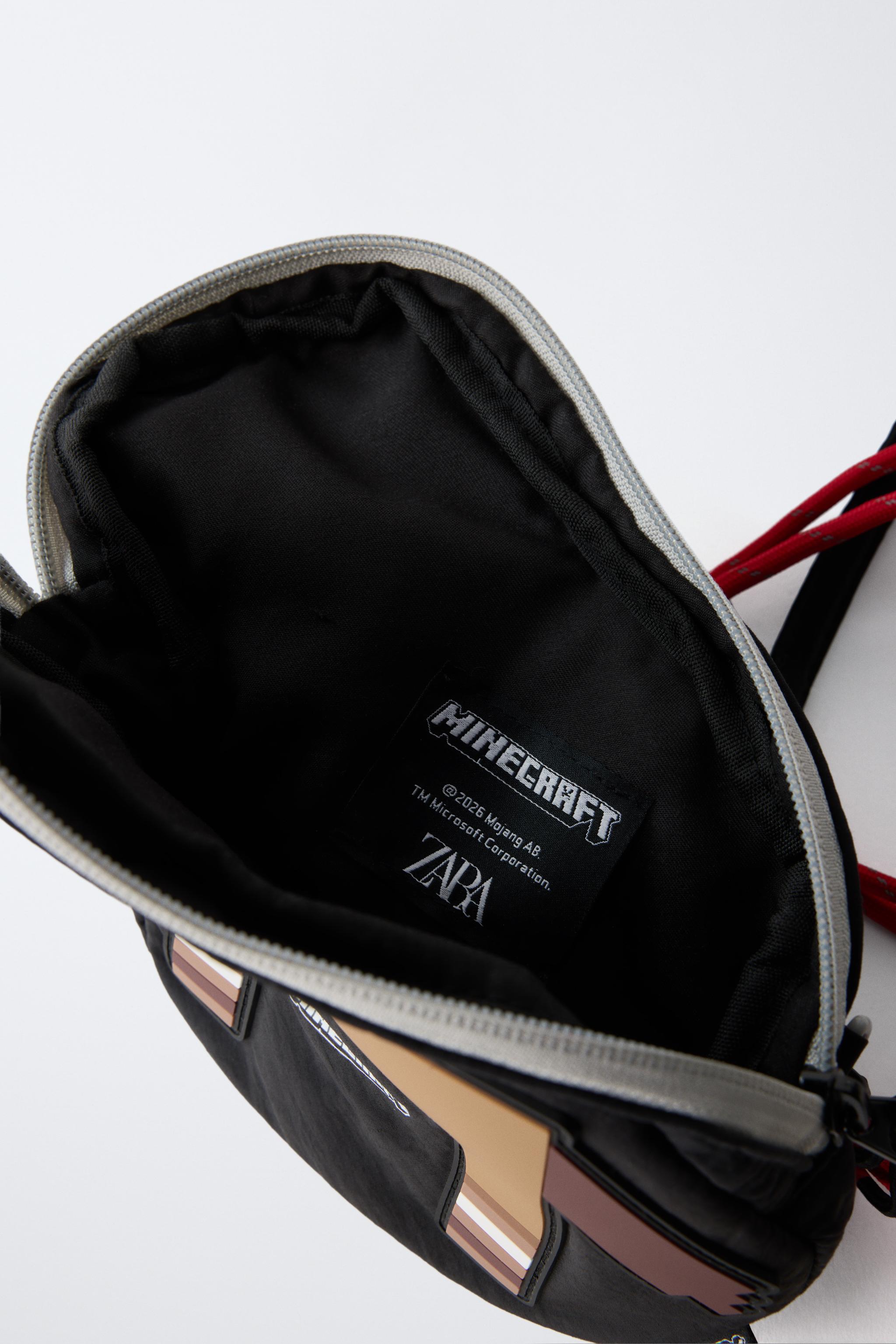 MINECRAFT © MOJANG AB. ™ CROSSBODY BAG