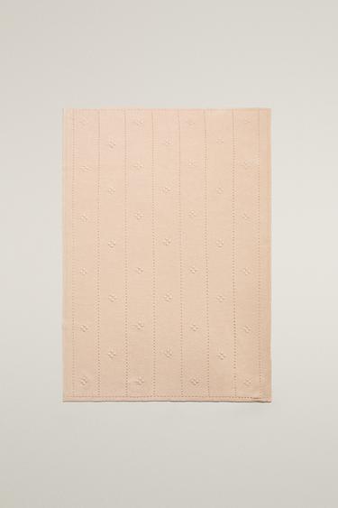 BABY OPENWORK COTTON BLANKET — Pink 2