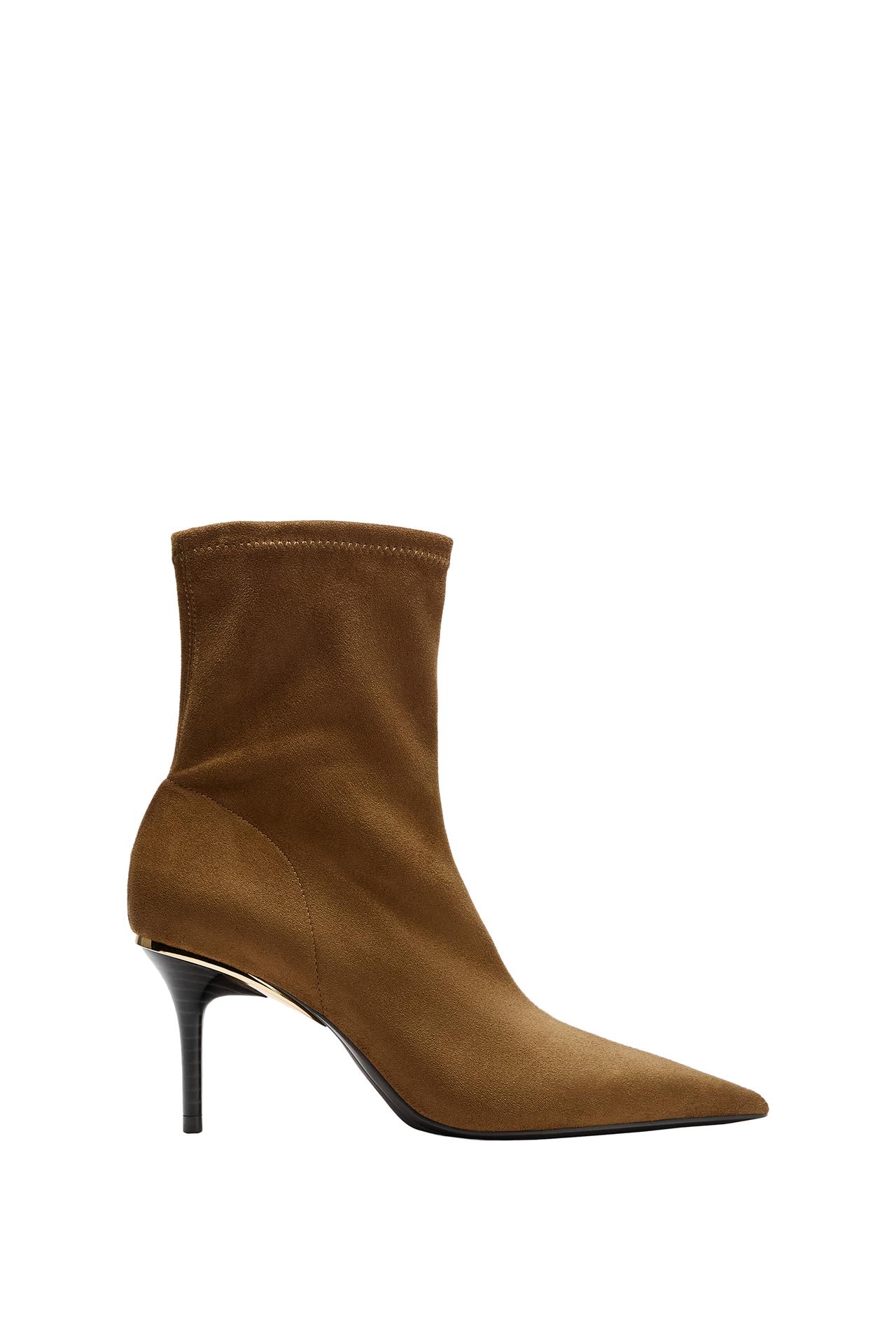 HEELED ANKLE BOOT WITH METAL DETAIL