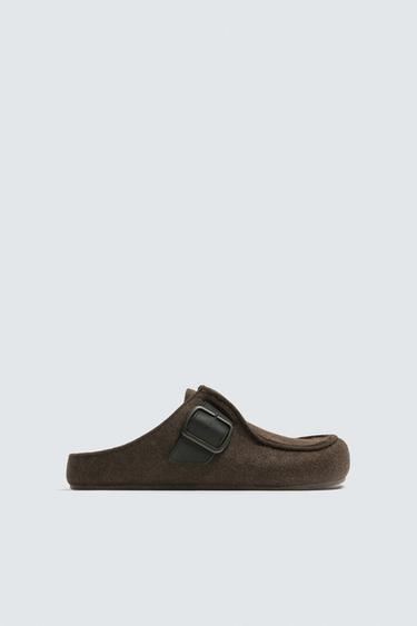 BUCKLED CLOGS - Chocolate by Zara