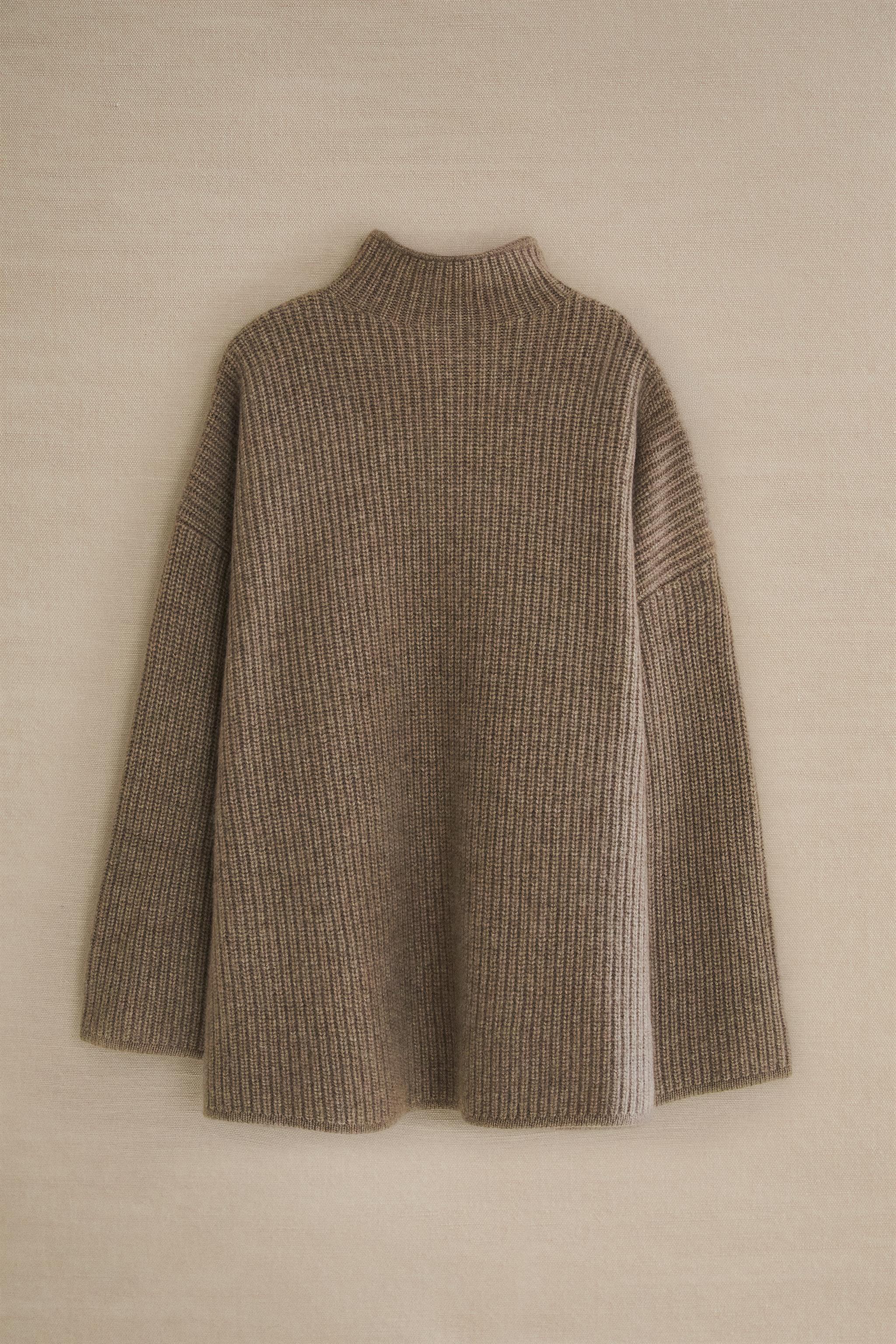 CASHMERE SWEATER