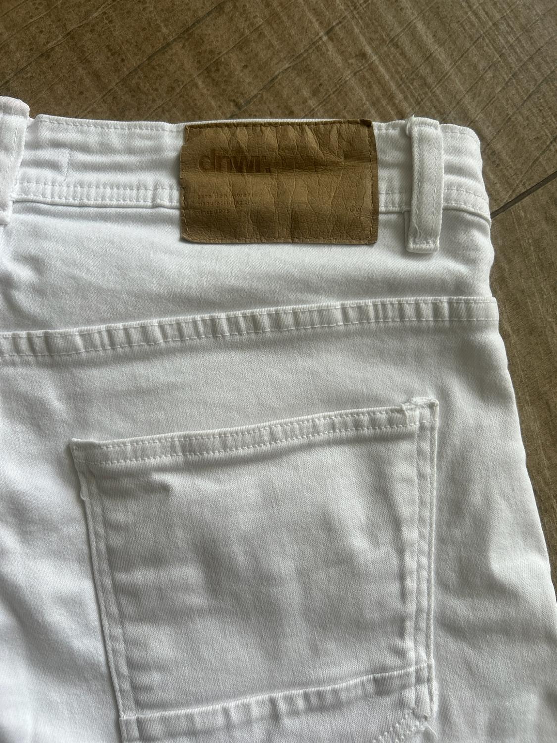 BASIC DENIM BERMUDA SHORTS - Image 10