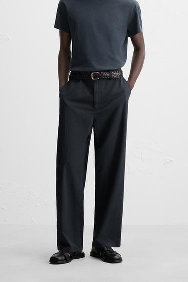 PANTALÓN REGULAR FIT ESTRUCTURA - Marino de Zara