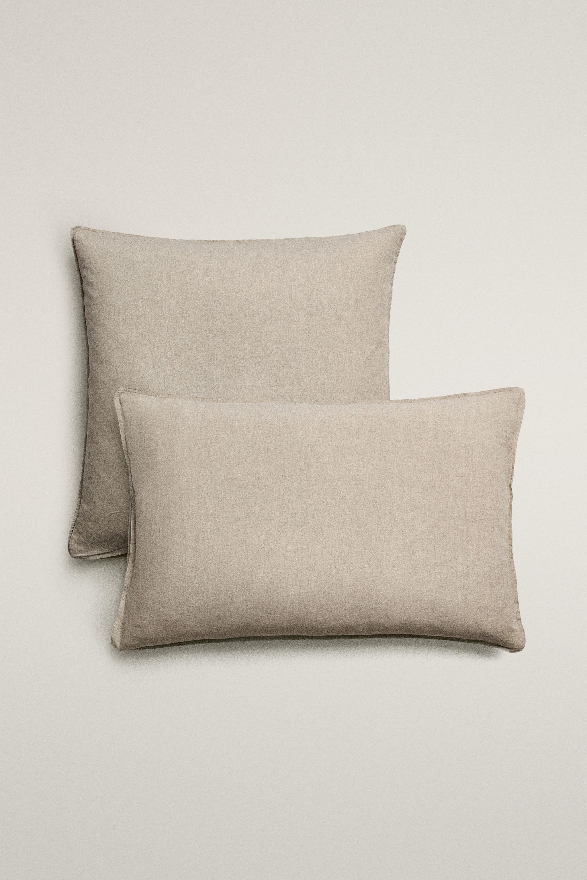 LINEN PILLOWCASE — Light beige