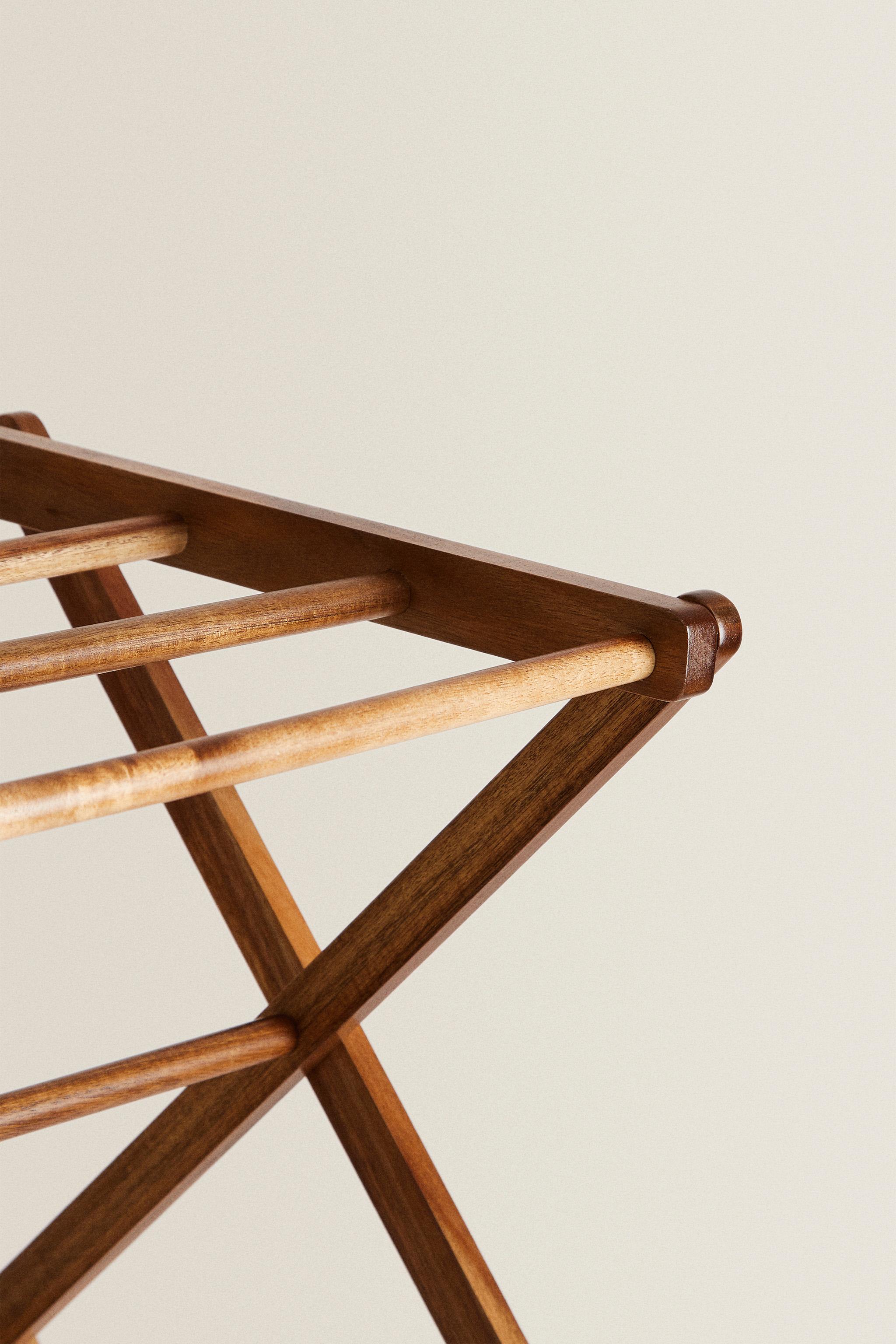 FOLDABLE VERTICAL WOODEN CLOTHES DRYING RACK - Light beige | ZARA