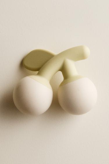 SILICONE FLOWER BABY RATTLE - Green by Zara