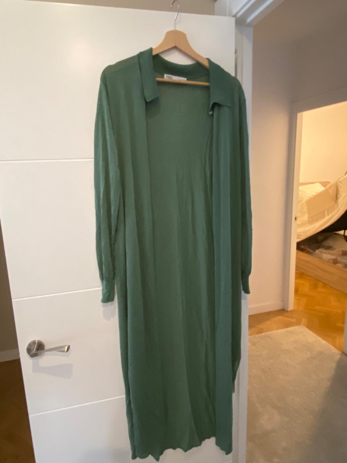 KNIT SHIRT DRESS