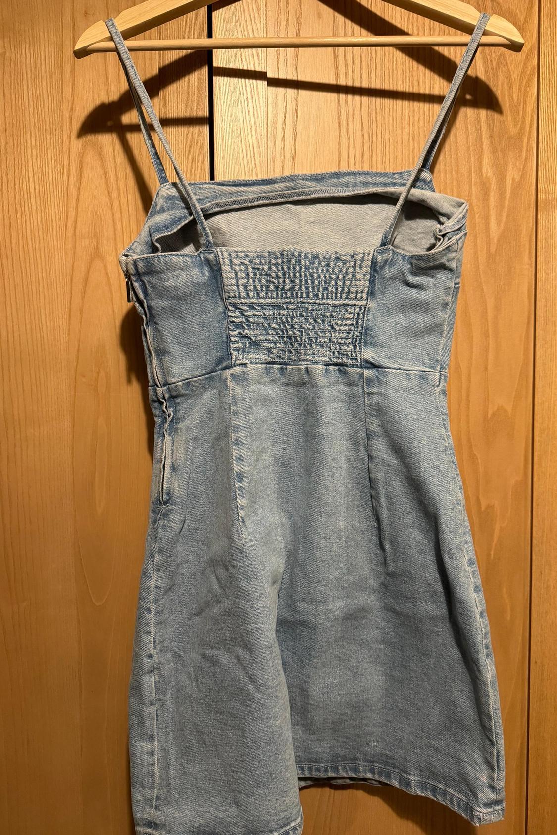 DENIM DRESS WITH STRAPS - Image 3