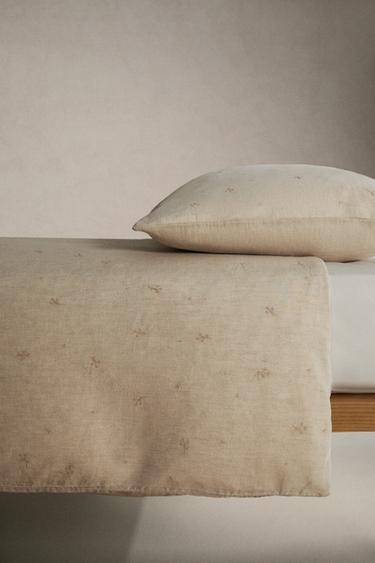 HOUSSE DE COUETTE ENFANT LIN BRODERIE FLEUR - Beige clair de Zara - Image 2
