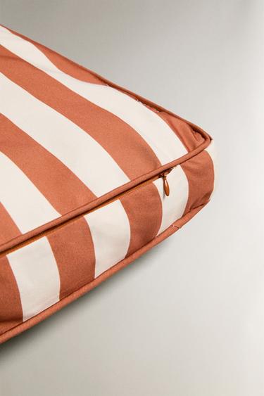 COUSSIN DOSSIER BANQUETTE EXTÉRIEURE RAYURES - rayures de Zara - Image 3