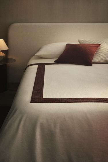 CAPA EDREDÃO LINHO REBORDO NATAL - Cru da Zara