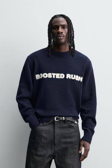 ÁO LEN THÊU CHỮ - Màu xanh nước biển từ Zara