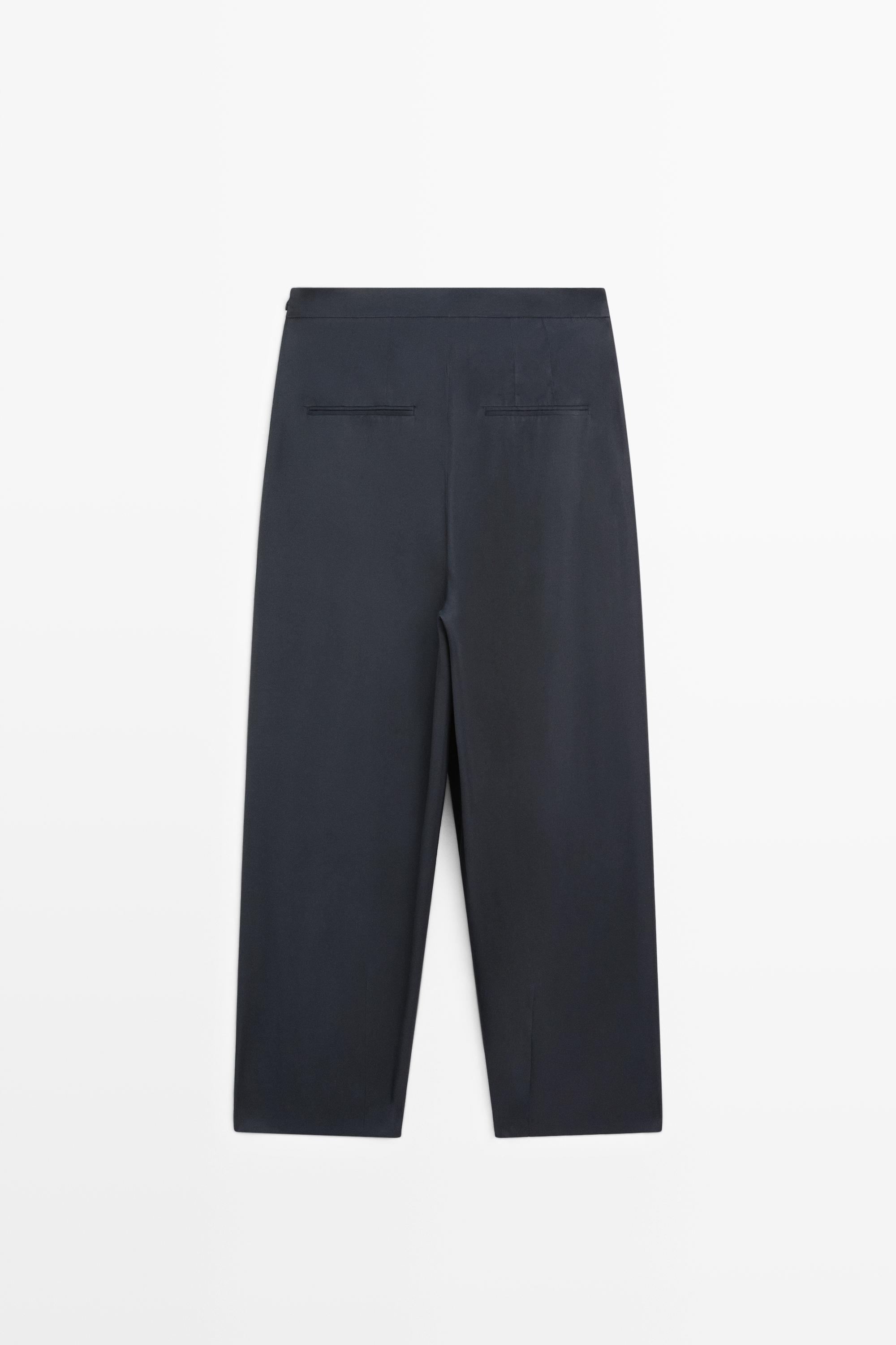 Total look flowing draped trousers