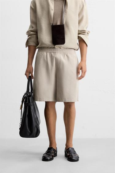 QUẦN SHORT BERMUDA VẢI DỆT DÁNG REGULAR FIT - Màu vàng cát từ Zara