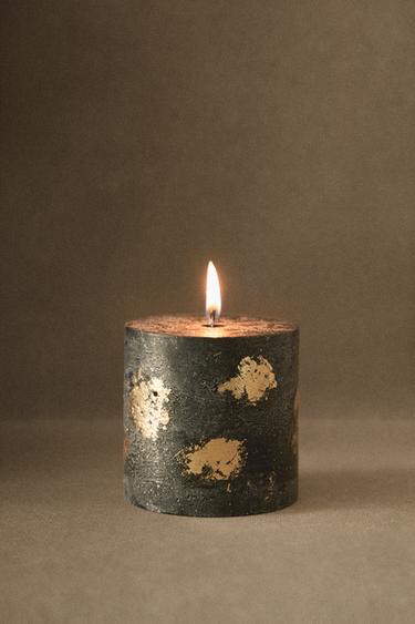 WINTER CYPRESS SMALL CYLINDER SCENTED CANDLE - whisky by Zara