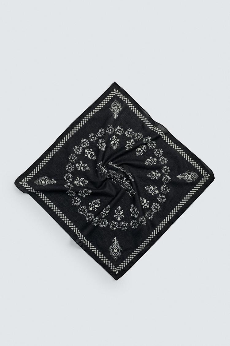 ZARA GRAPHIC GEOMETRIC PRINT BANDANA