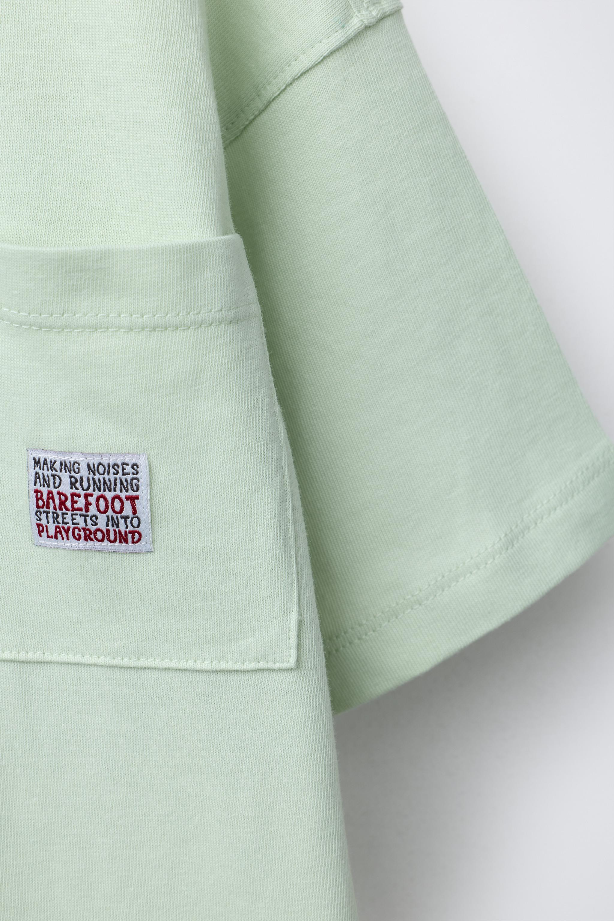 T-SHIRT WITH POCKET LABEL